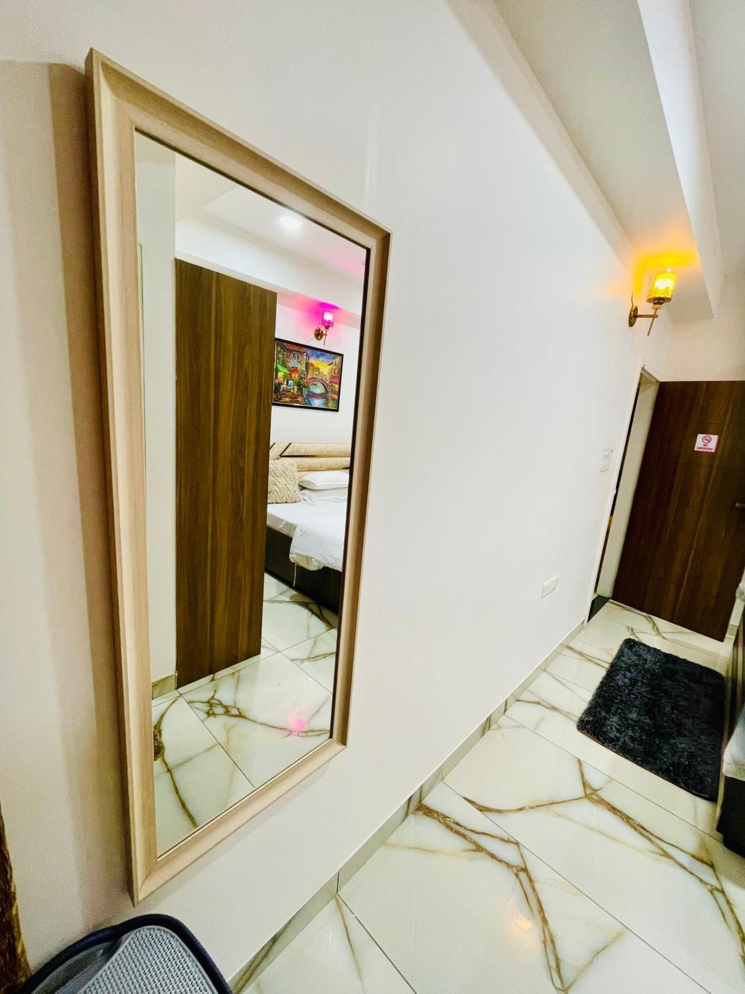 3Bhk Airport Vista Apartment - Entire Apartment Джайпур Екстериор снимка
